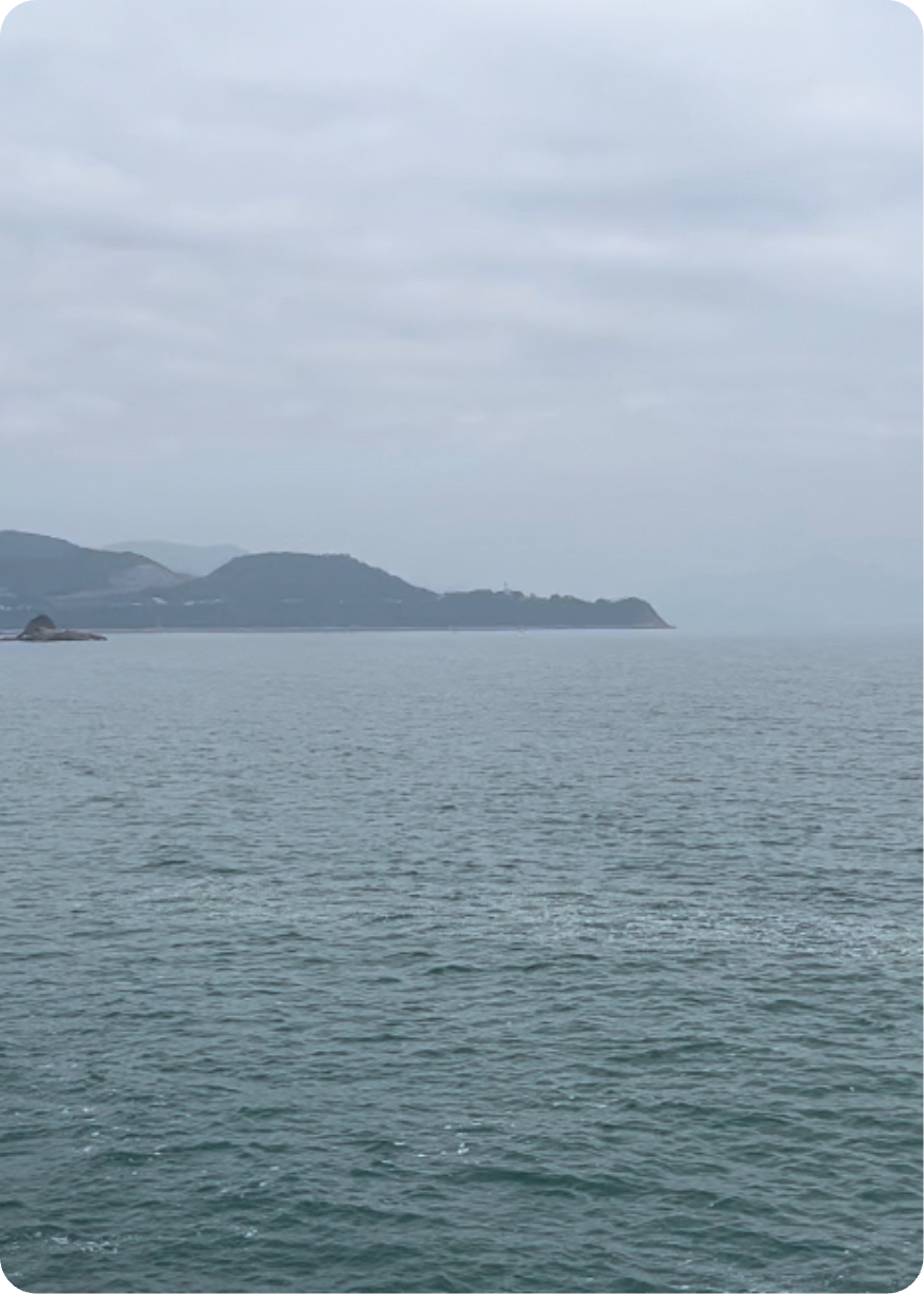 夕阳岛惊魂，沙滩上的黑影